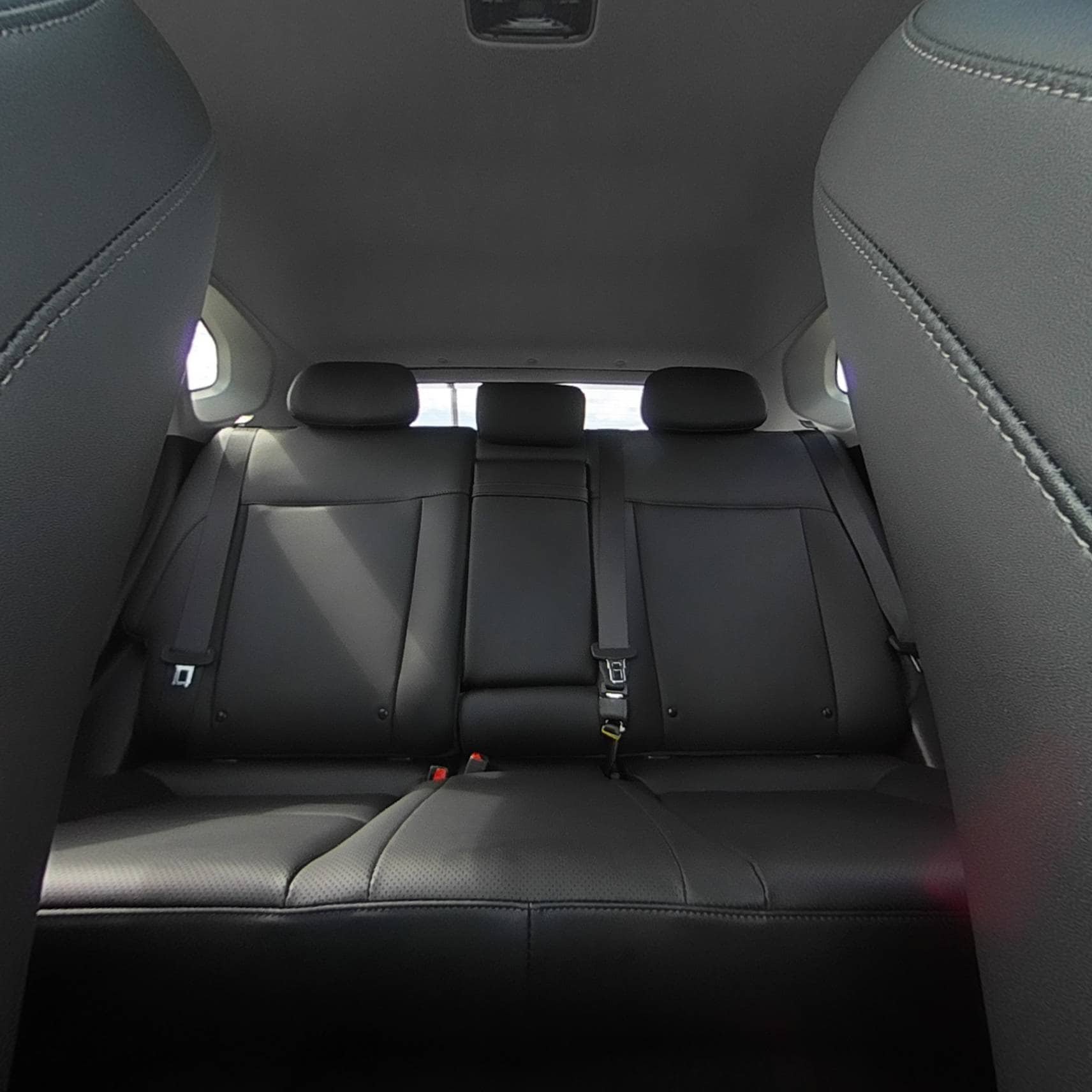 Certified 2025 Hyundai Kona Limited FWD image 33