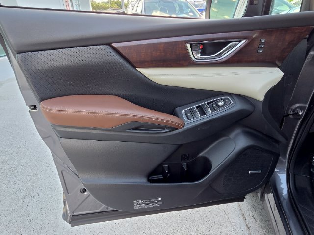 Used 2022 Subaru Ascent Touring AWD/4WD image 34