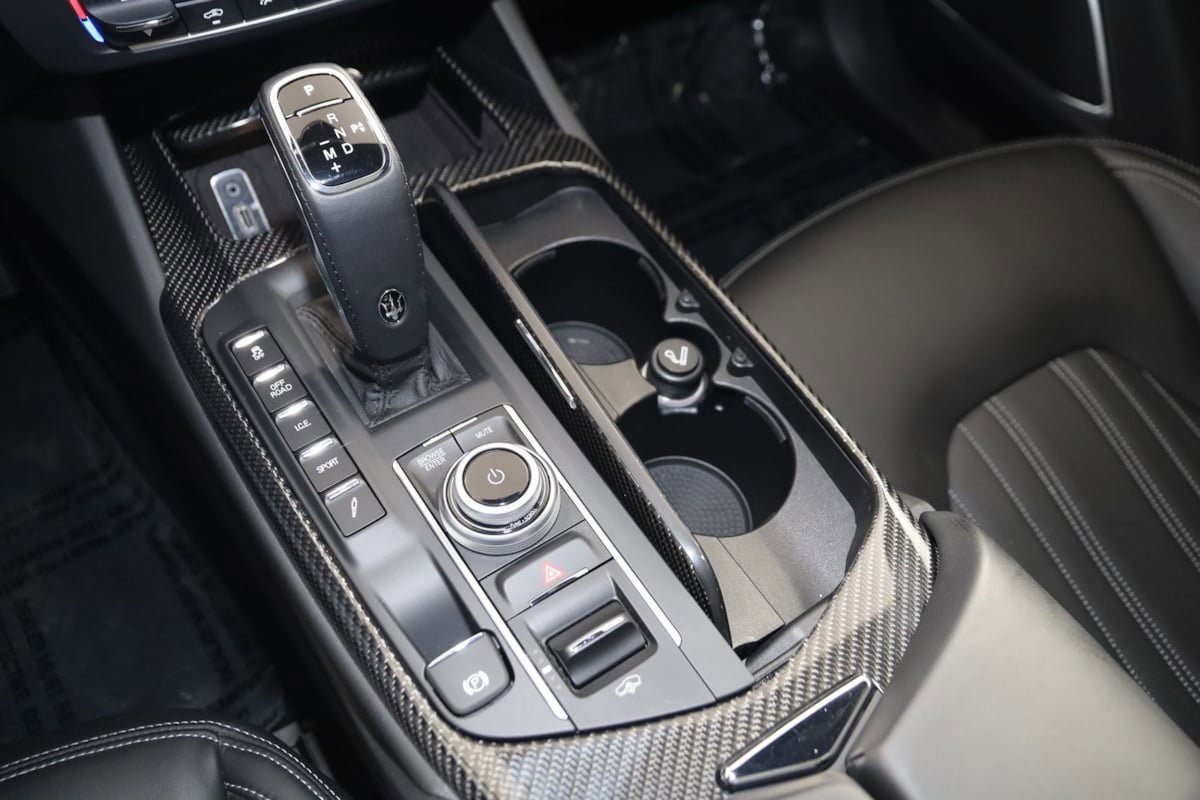 Used 2022 Maserati Levante Modena AWD/4WD image 36