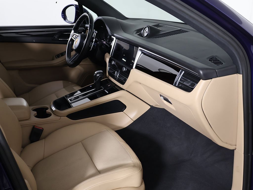 Used 2022 Porsche Macan image 24