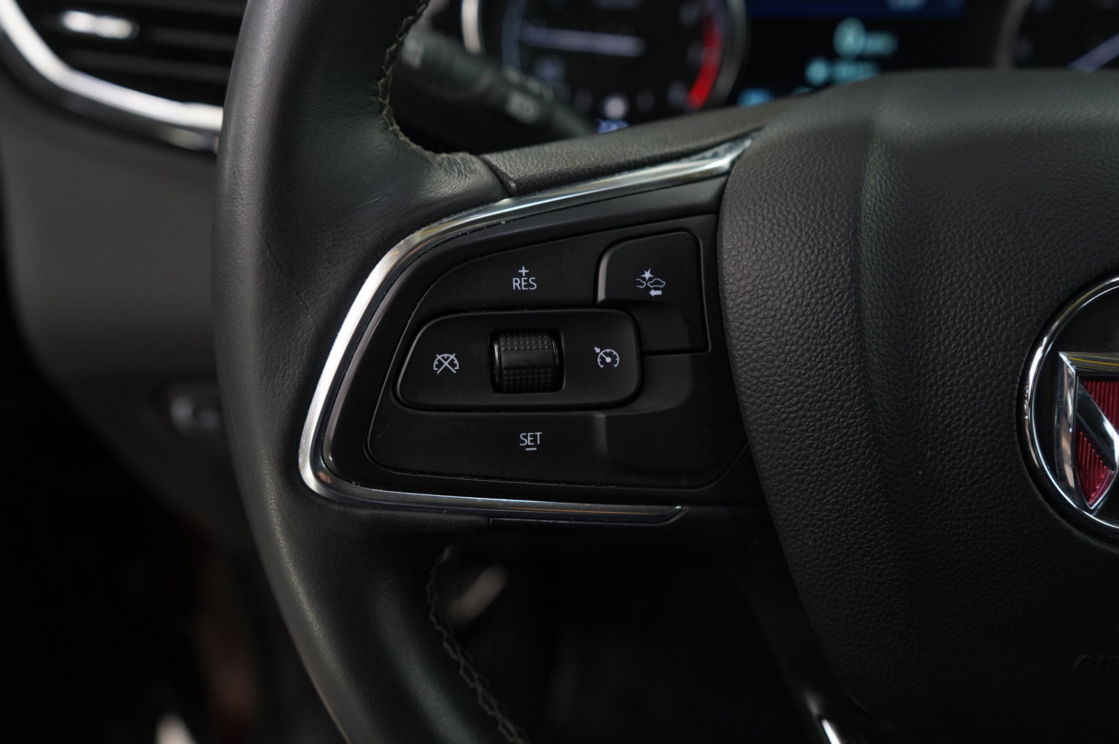 Used 2022 Buick Encore GX Select image 16