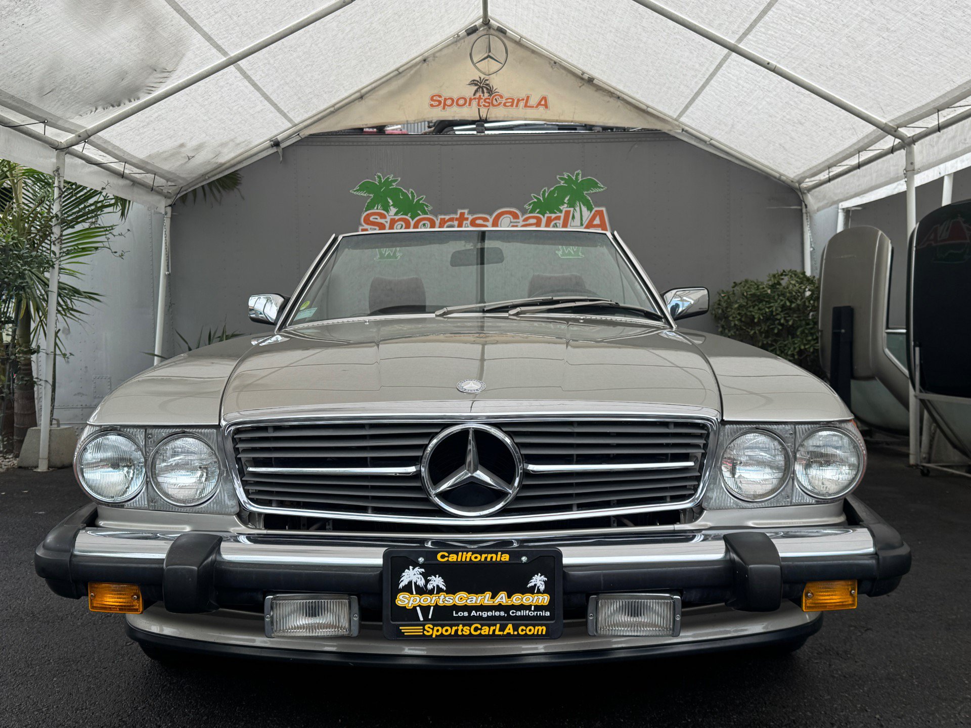 Used 1987 Mercedes-Benz 560 SL image 6
