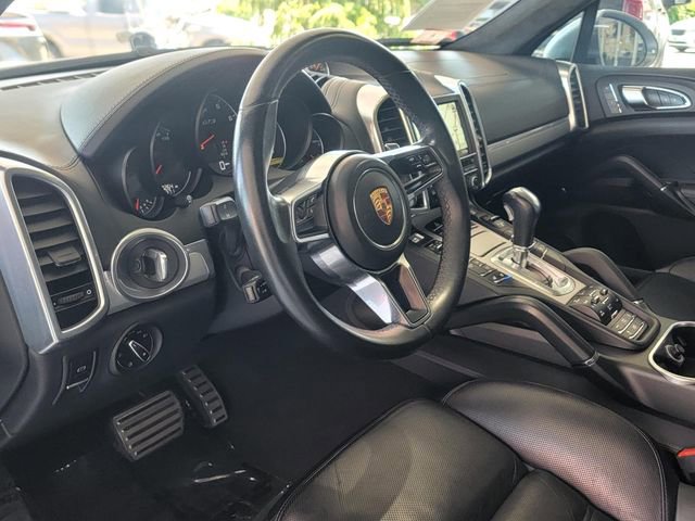 Used 2016 Porsche Cayenne GTS AWD/4WD image 8