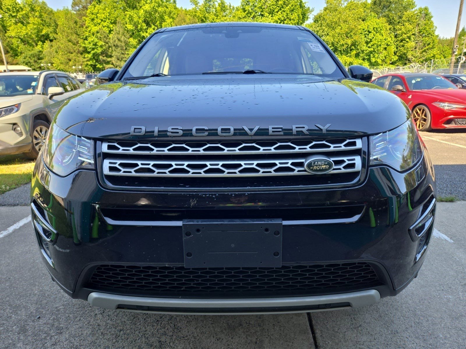 Used 2019 Land Rover Discovery Sport HSE AWD/4WD image 2