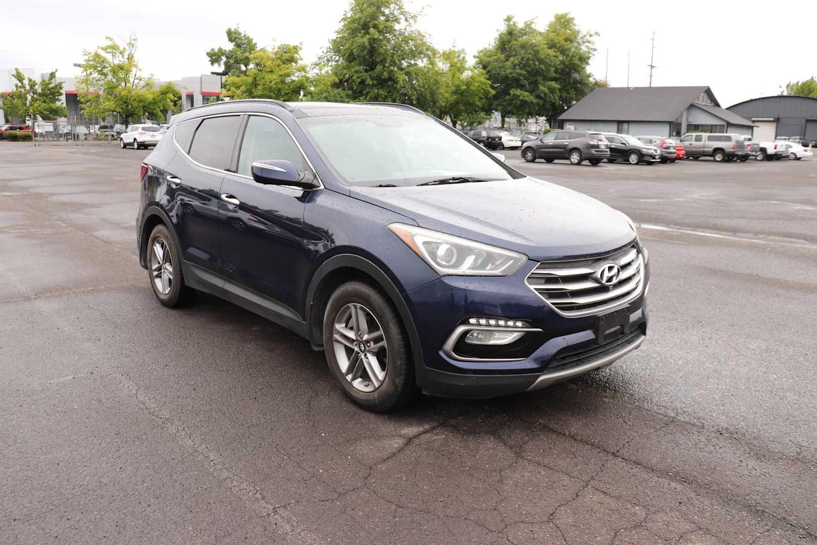Used 2017 Hyundai Santa Fe Sport w/ 2.4L Tech Package 04 AWD/4WD image 3