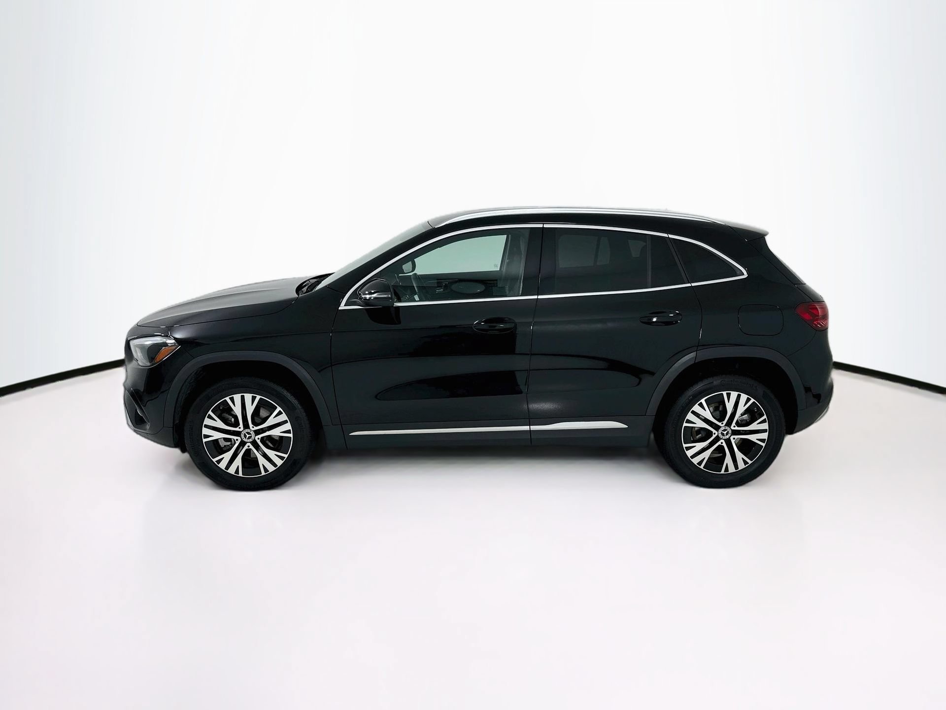 Certified 2025 Mercedes-Benz GLA 250 image 5