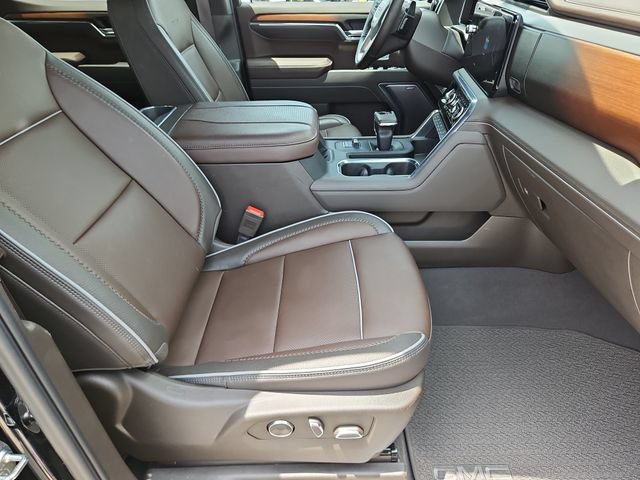 Used 2025 GMC Sierra 1500 Denali w/ Denali Reserve Package AWD/4WD image 14