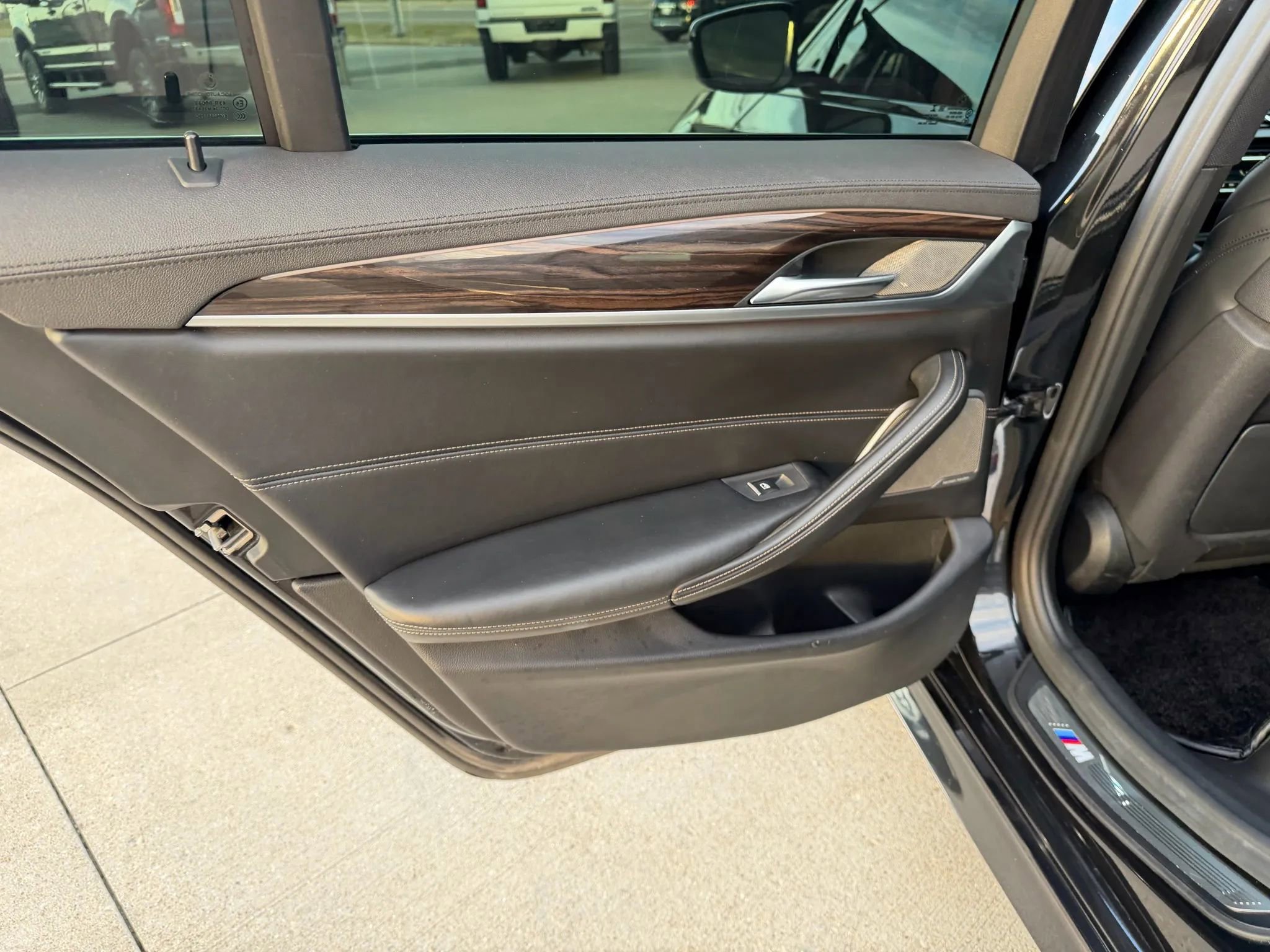 Used 2018 BMW M550i xDrive M550i xDrive Sedan 4D w/ Driving Assistance Package image 46