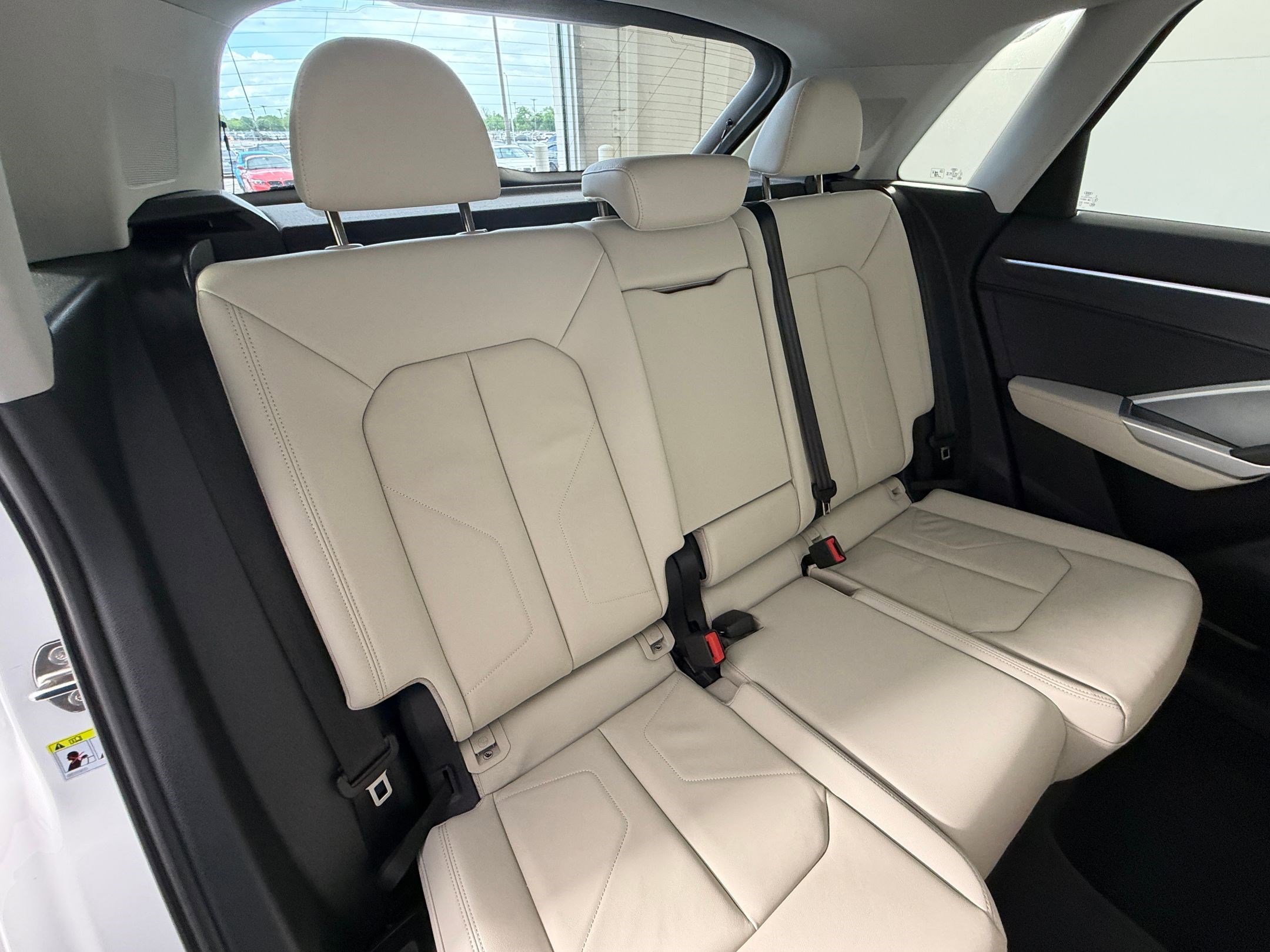 Used 2023 Audi Q3 2.0T Premium Plus AWD/4WD image 32