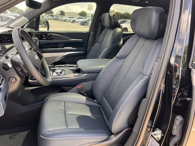 New 2026 Cadillac Escalade IQ Sport 2 w/ LPO, ONYX Package AWD/4WD image 20
