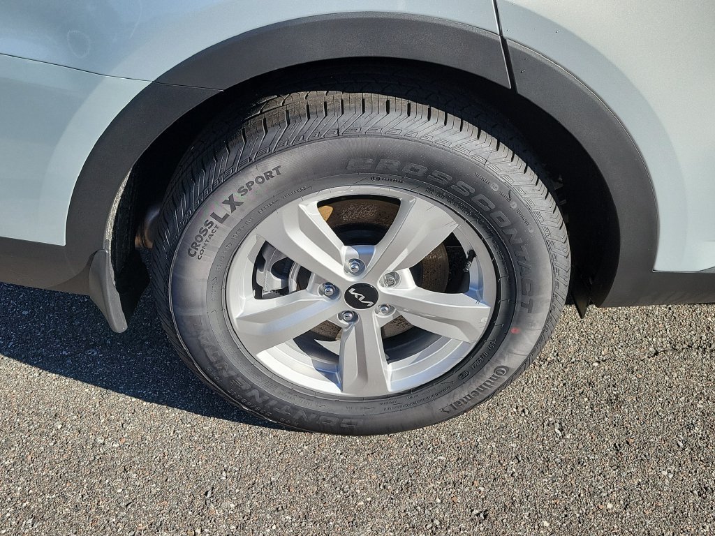 New 2026 Kia Sorento LX FWD image 36