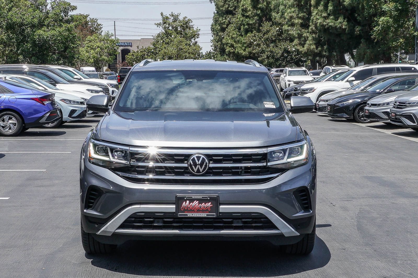 Certified 2023 Volkswagen Atlas Cross Sport SE FWD image 2