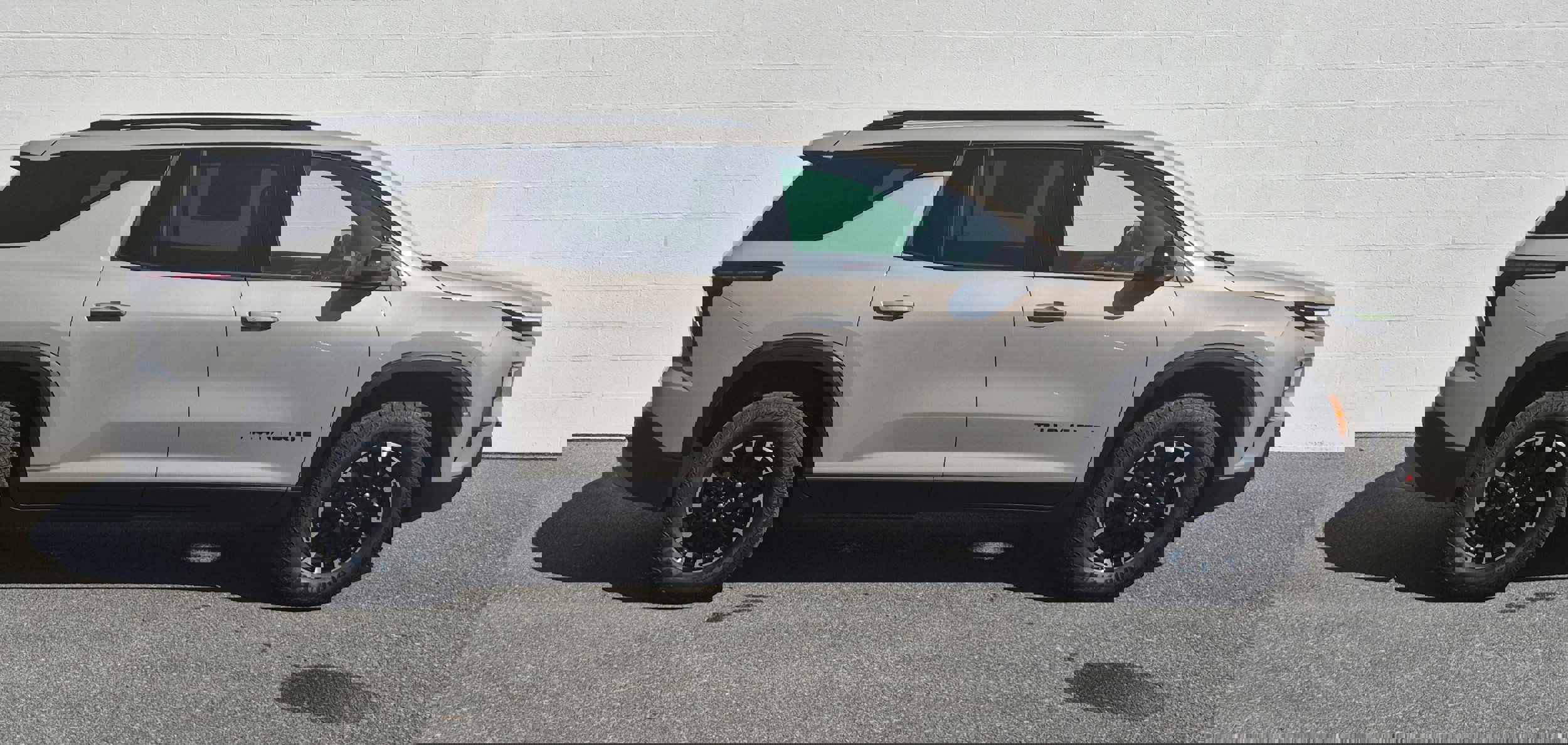 New 2026 Chevrolet Traverse Z71 image 8