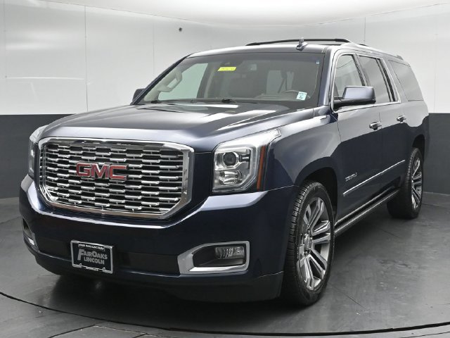 Used 2018 GMC Yukon XL Denali w/ Denali Ultimate Package AWD/4WD image 3