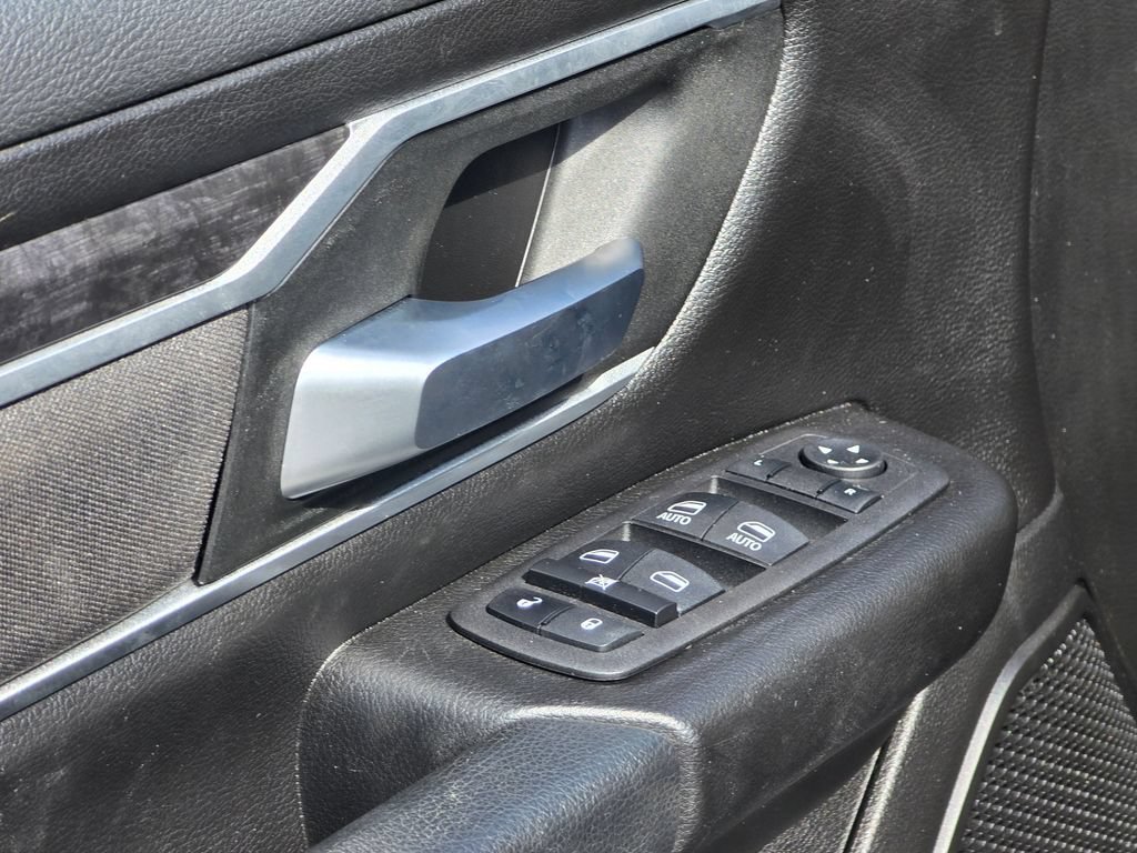 Used 2023 RAM 1500 Big Horn AWD/4WD image 39