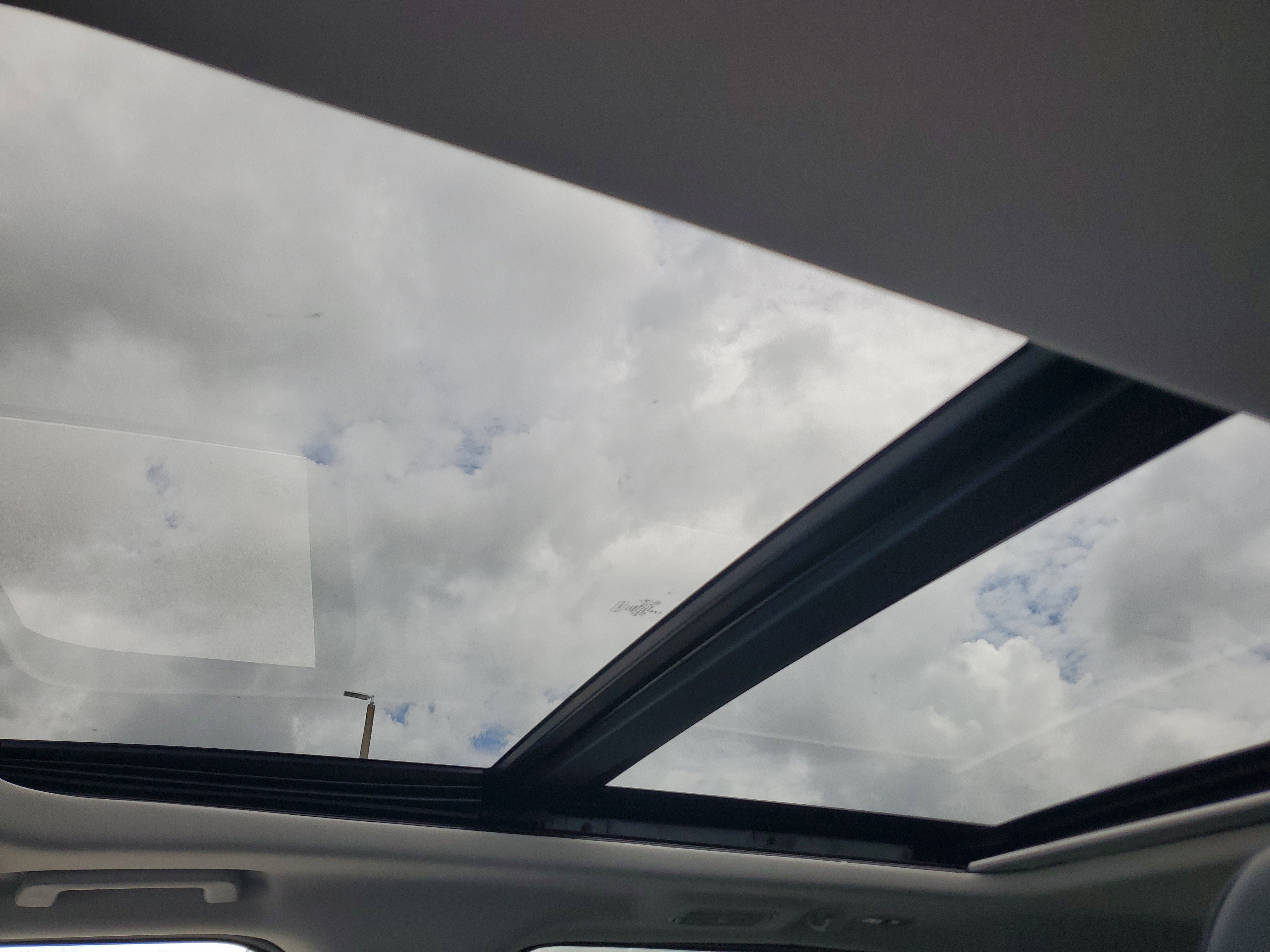 Used 2025 Ford Expedition Active RWD image 32