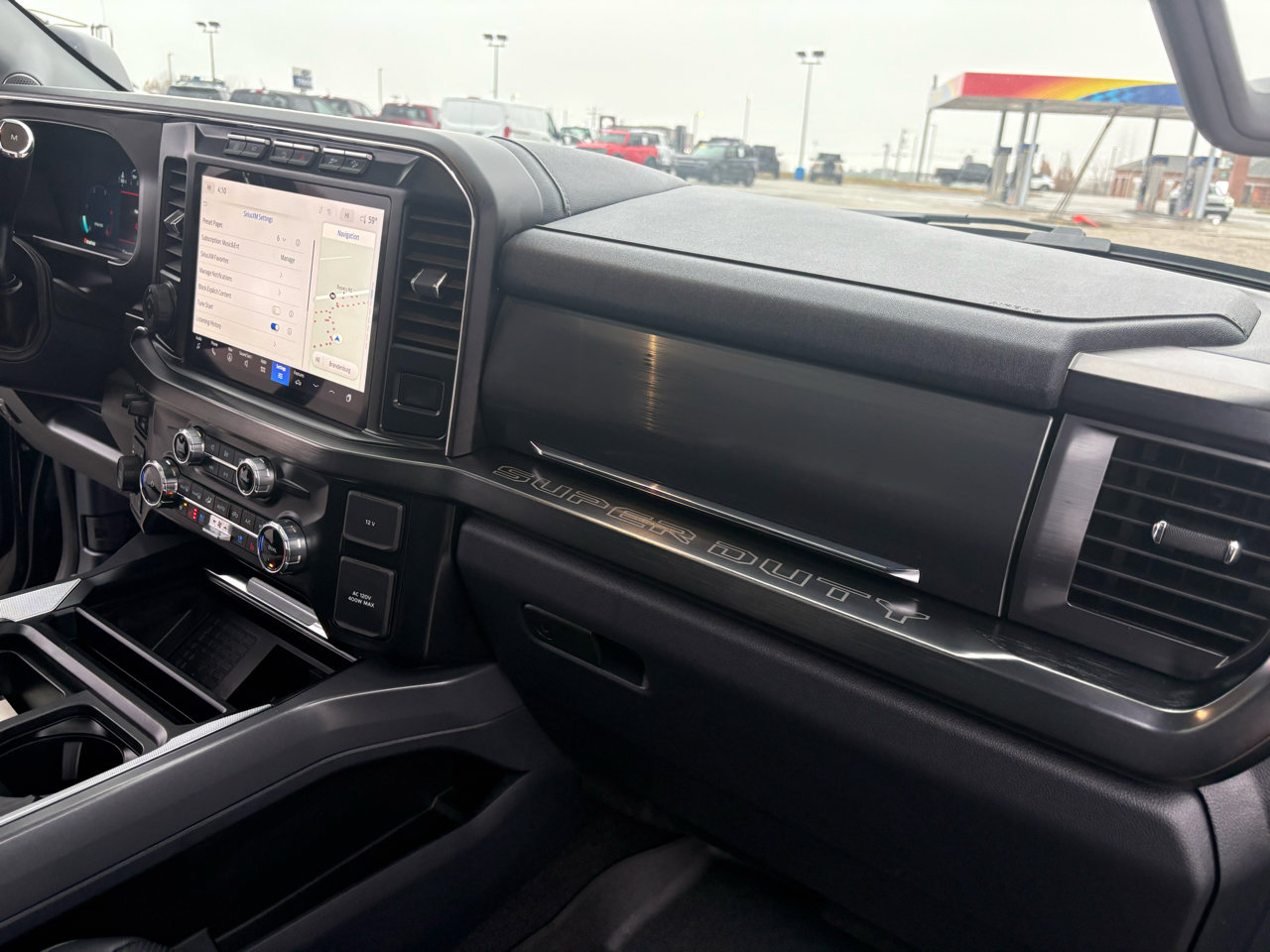 Used 2024 Ford F350 Lariat w/ Lariat Ultimate Package image 47