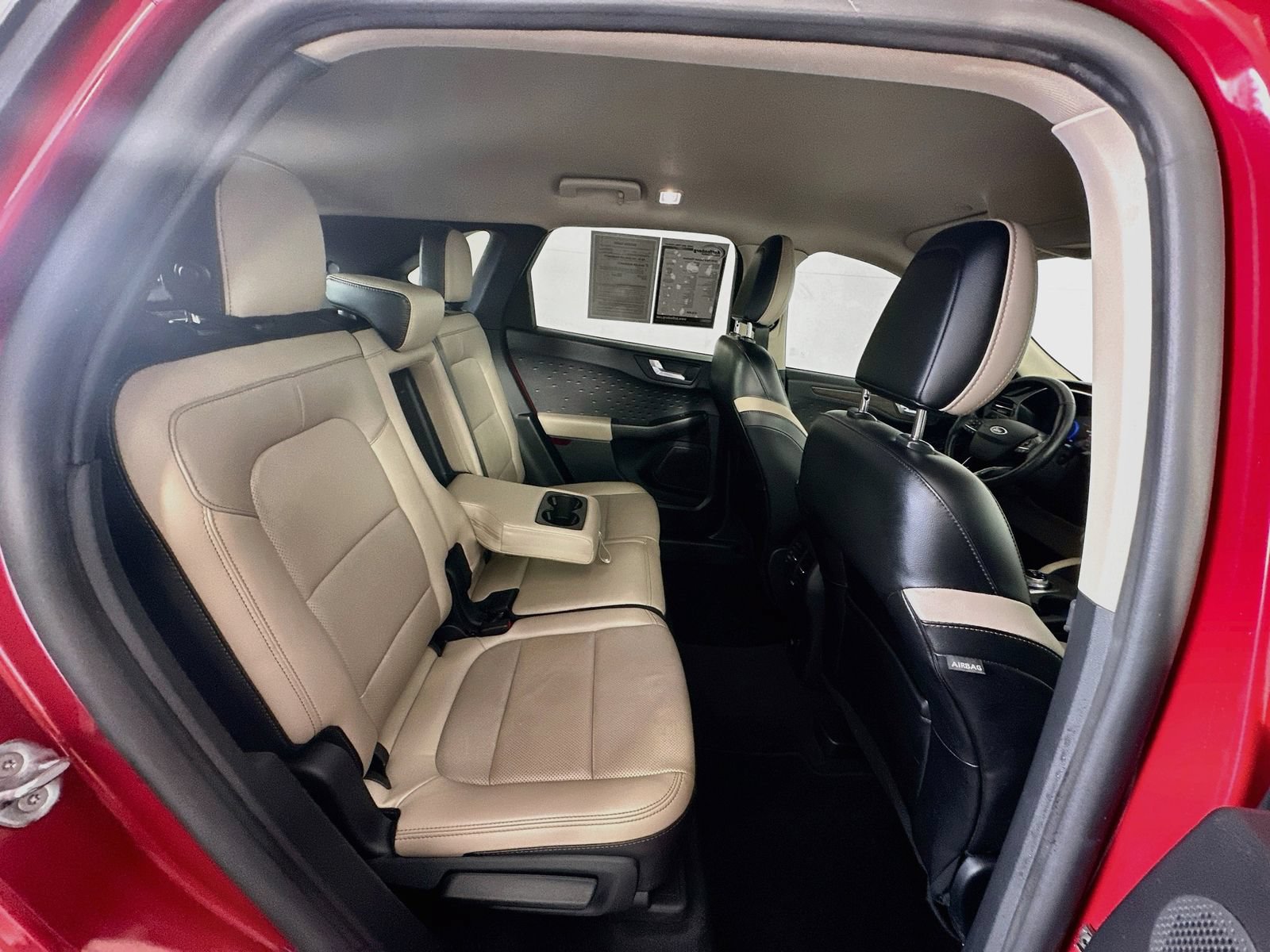 Used 2020 Ford Escape Titanium AWD/4WD image 27