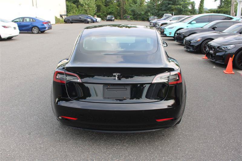Used 2020 Tesla Model 3 Standard Range Plus RWD image 5