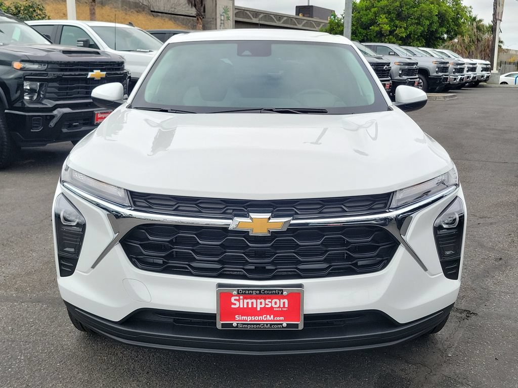 New 2026 Chevrolet Trax LS w/ LS Convenience Package FWD image 20