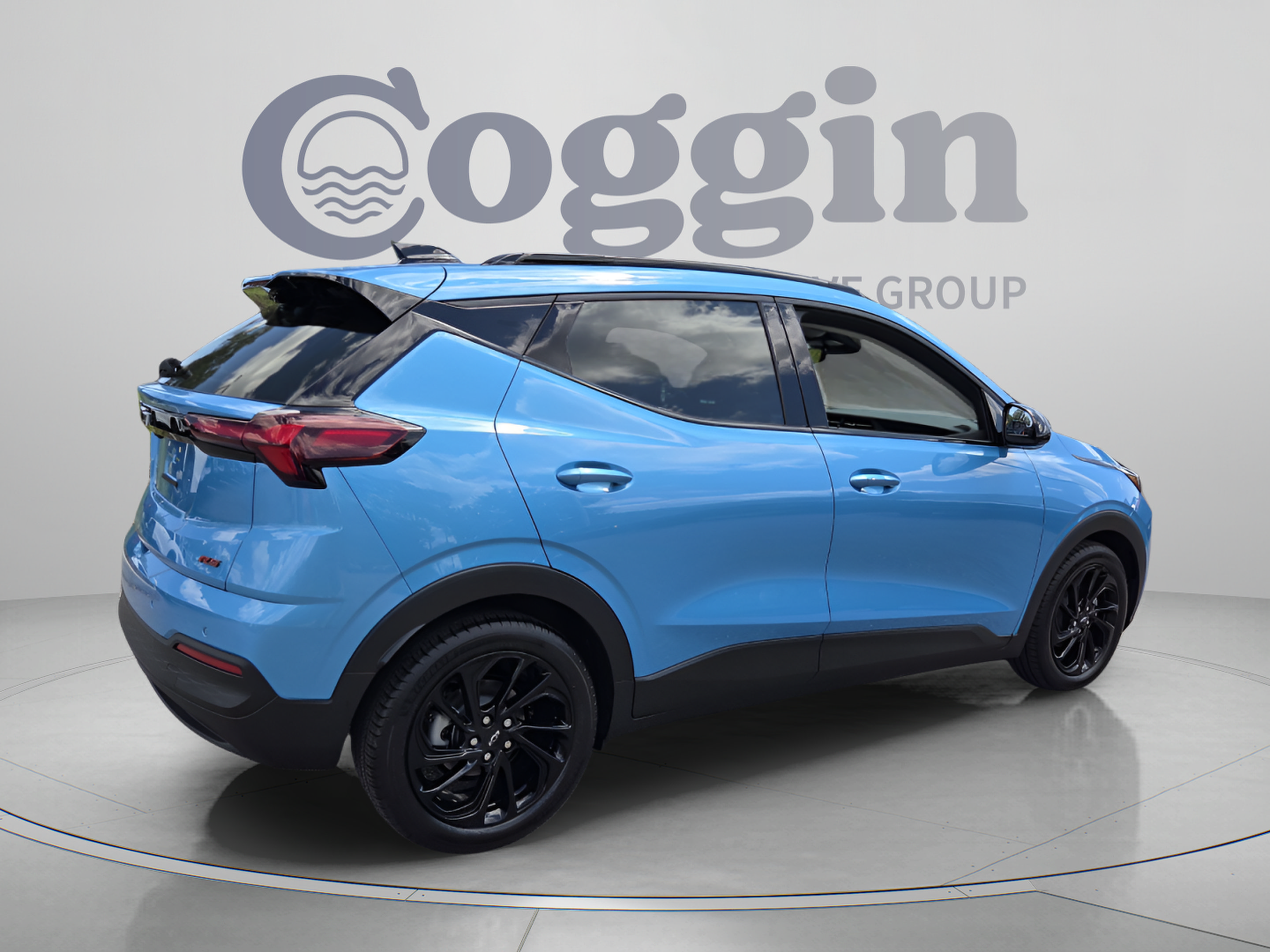 New 2027 Chevrolet Bolt RS w/ Technology Package FWD image 5