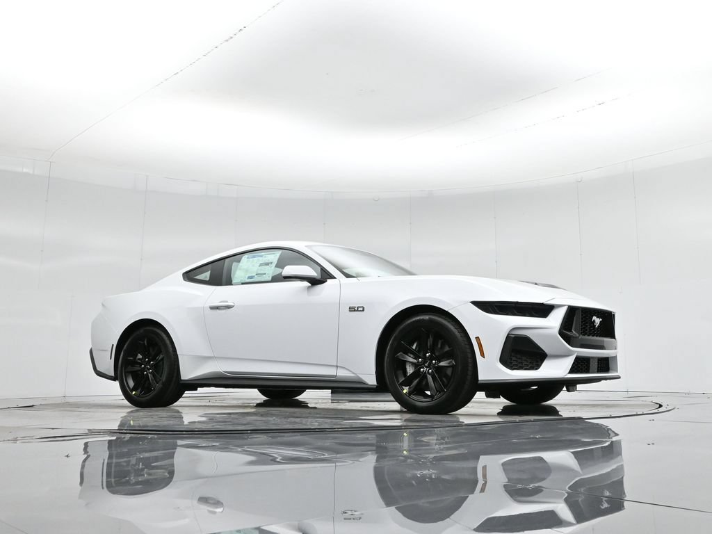 New 2026 Ford Mustang GT RWD image 3