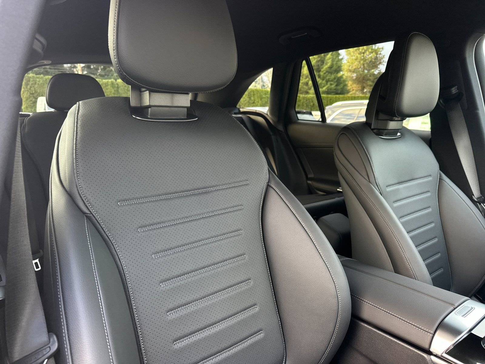 New 2026 Mercedes-Benz GLC 300 4MATIC image 16