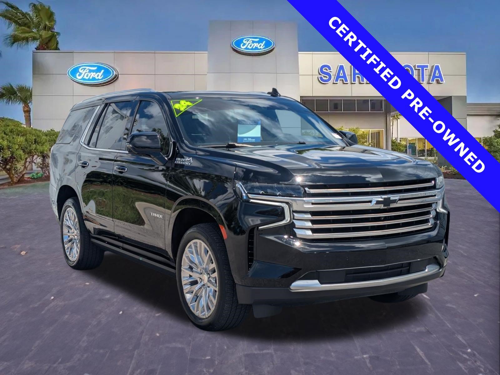 Used 2024 Chevrolet Tahoe High Country RWD image 1