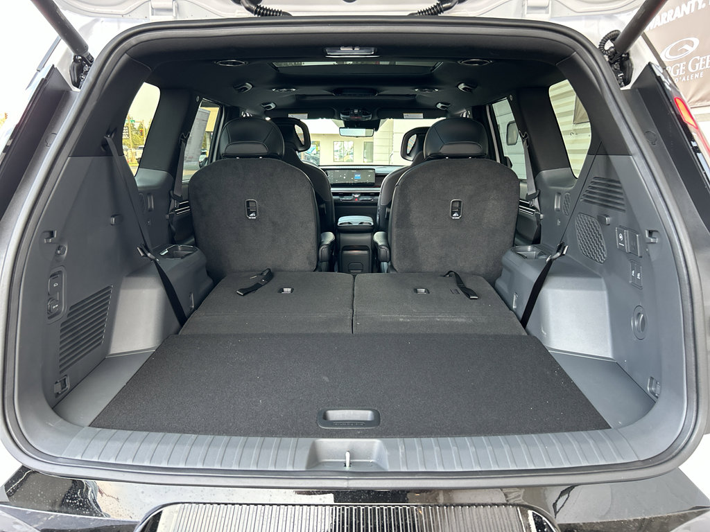 New 2026 Kia EV9 Land w/ Nightfall Edition Package image 13