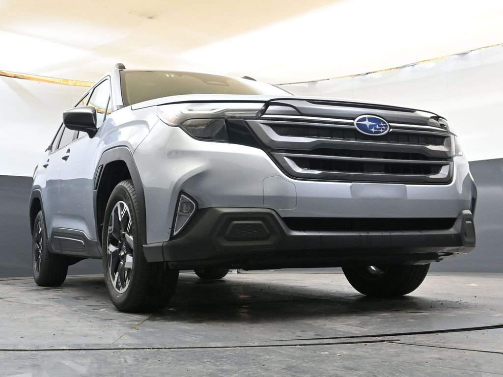 Used 2025 Subaru Forester Premium AWD/4WD image 35