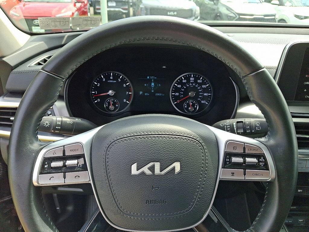 Certified 2022 Kia Telluride S image 23