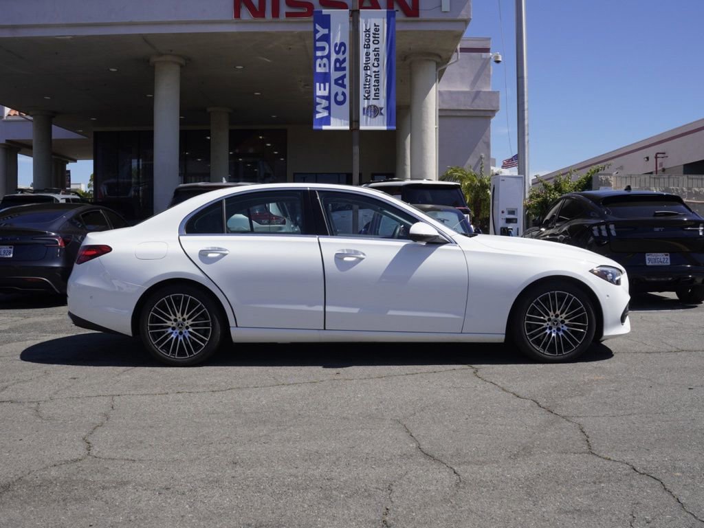 Used 2023 Mercedes-Benz C 300 Sedan image 3