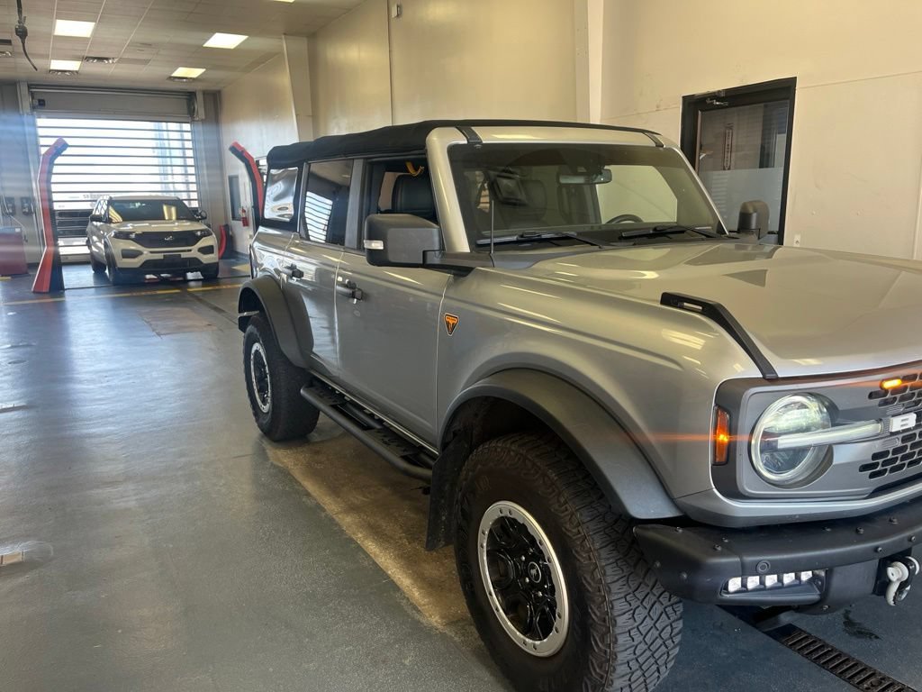 Certified 2022 Ford Bronco Badlands AWD/4WD image 1