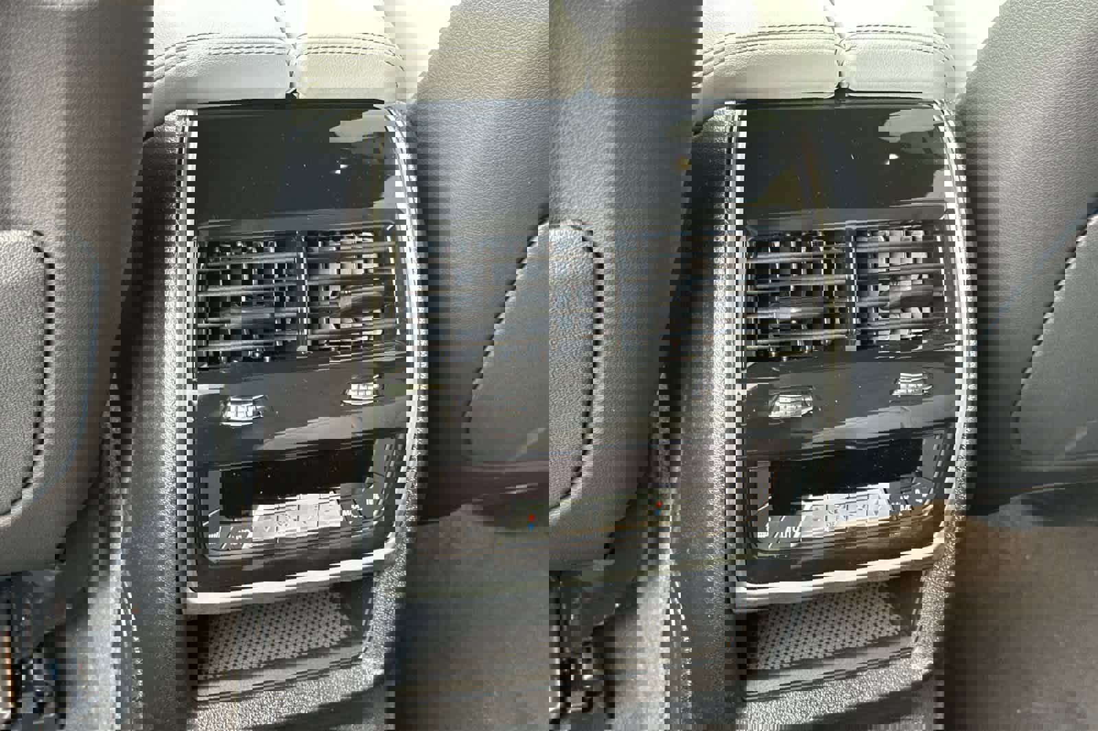 New 2026 BMW X7 xDrive40i w/ M Sport Package image 16