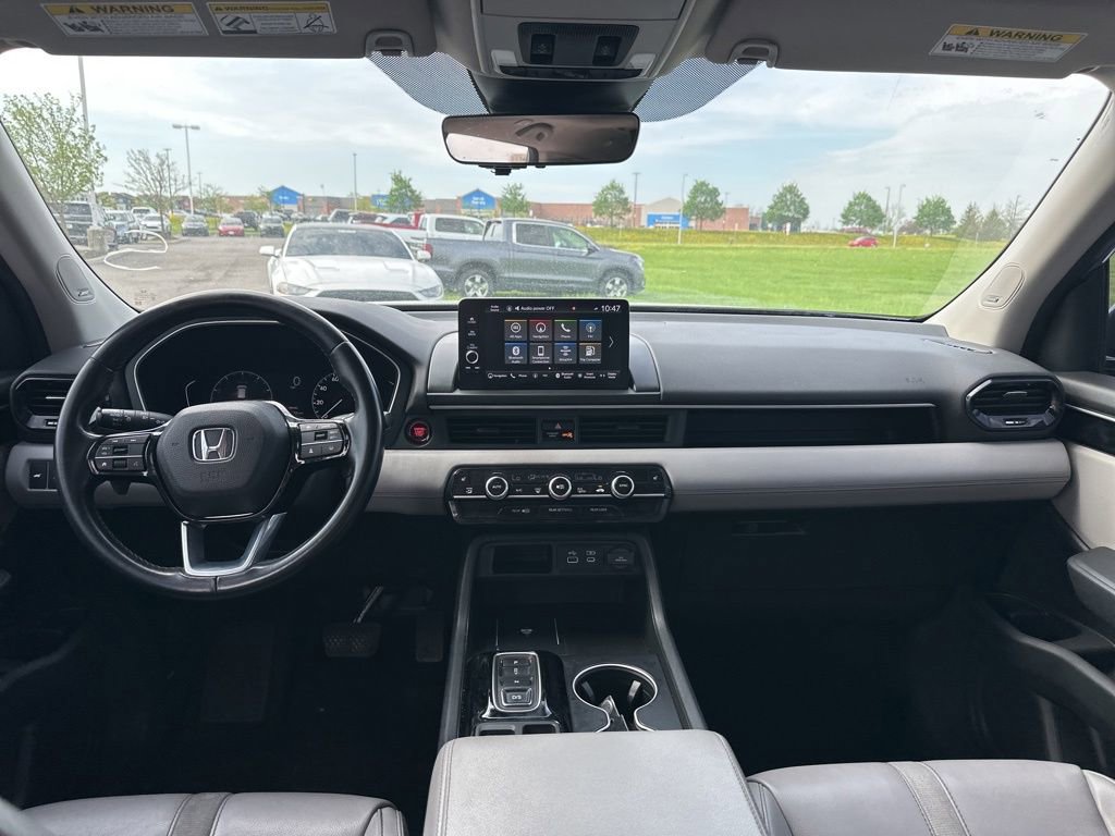 Used 2024 Honda Pilot Touring image 20
