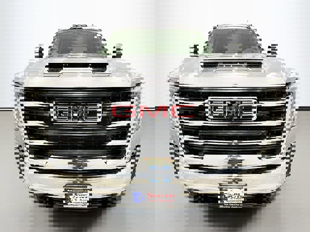 New 2026 GMC Sierra 3500 SLT image 2