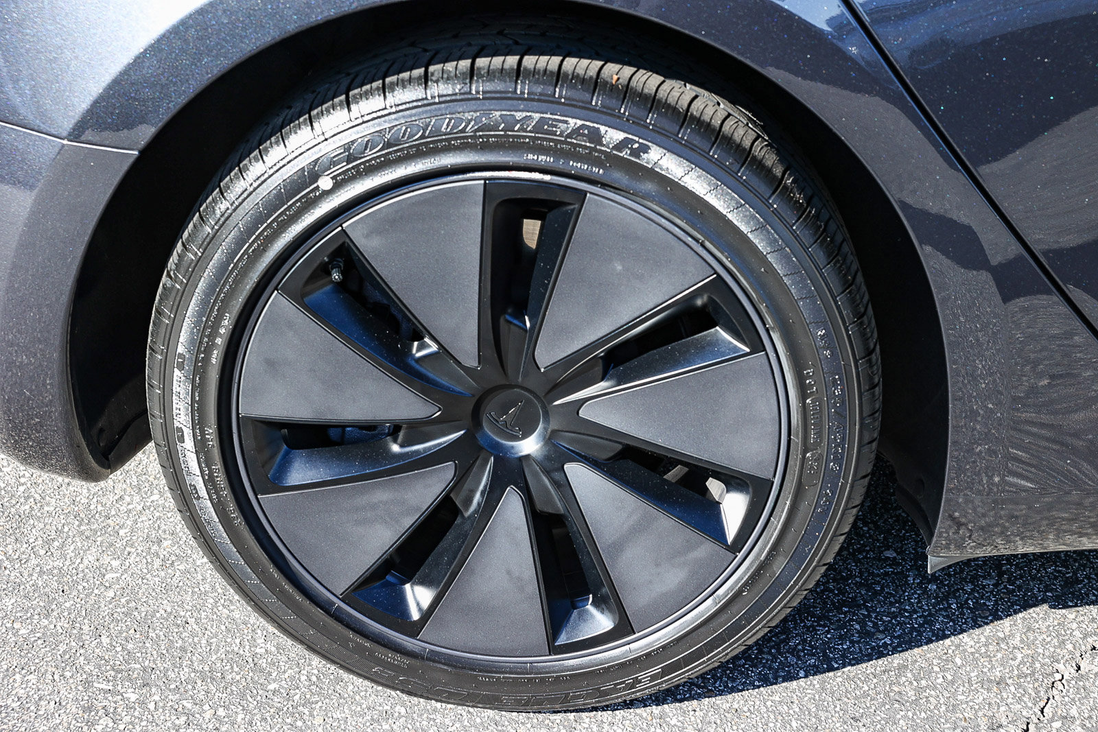 Used 2024 Tesla Model 3 Standard Range image 14