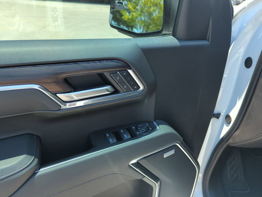 New 2026 GMC Sierra 1500 SLT w/ SLT Convenience Package AWD/4WD image 18