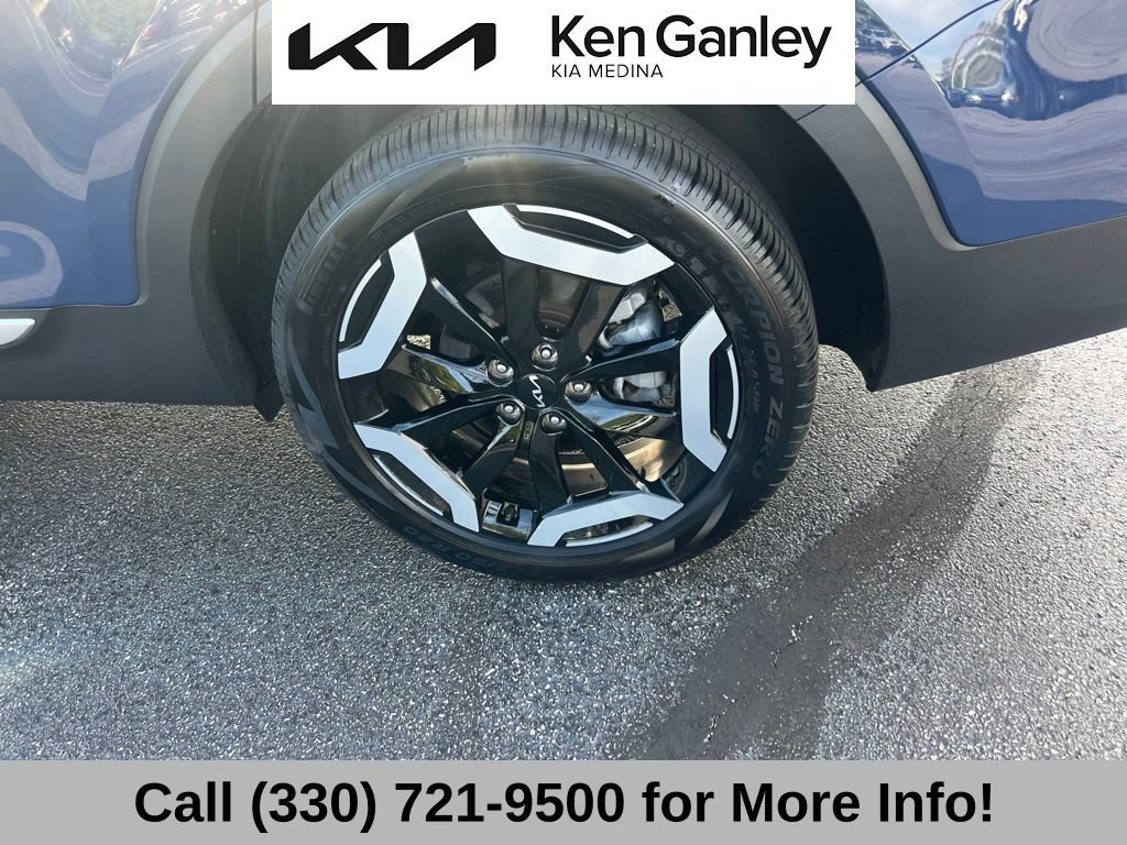 Certified 2024 Kia Telluride S w/ S Sunroof Package AWD/4WD image 22