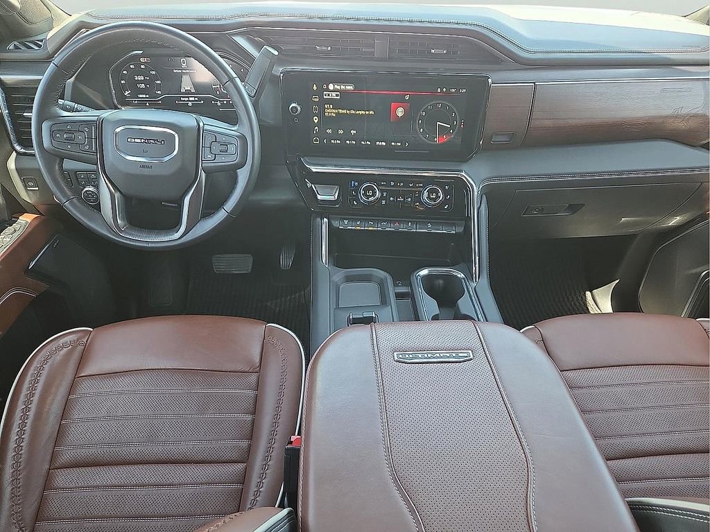 Used 2024 GMC Sierra 2500 Denali Ultimate AWD/4WD image 9