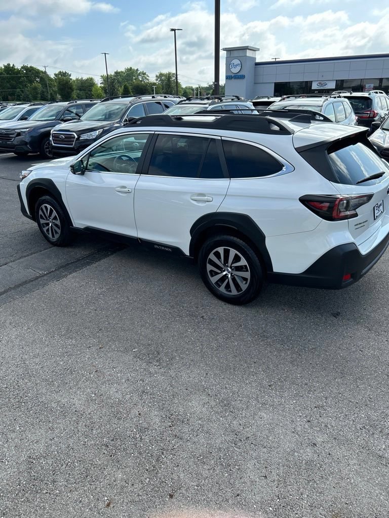 Certified 2024 Subaru Outback Premium AWD/4WD image 6