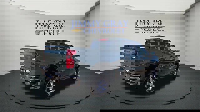 New 2026 Chevrolet Silverado 1500 LT w/ Safety Package image 3