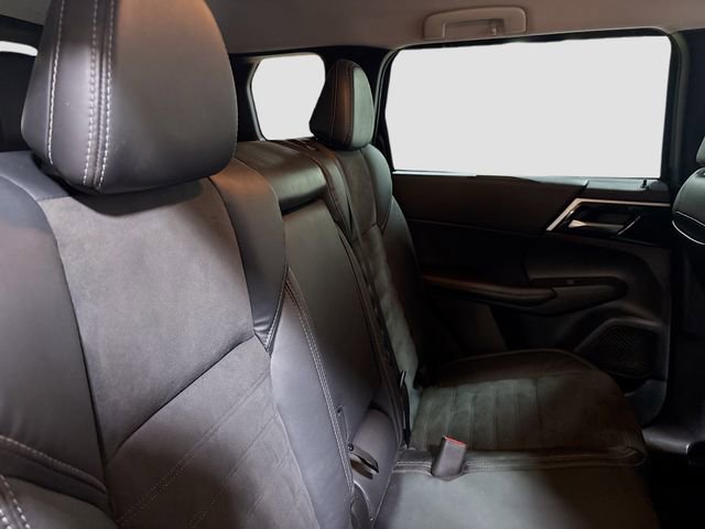 Used 2022 Mitsubishi Outlander SE AWD/4WD image 28