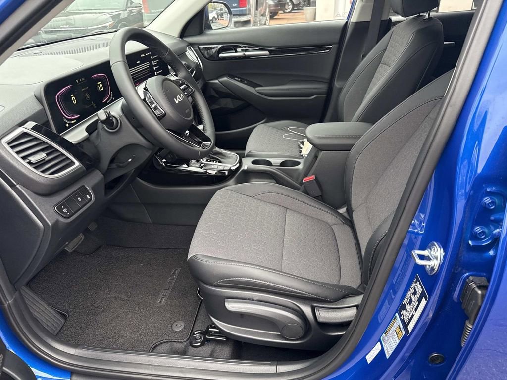 New 2026 Kia Seltos S AWD/4WD image 8