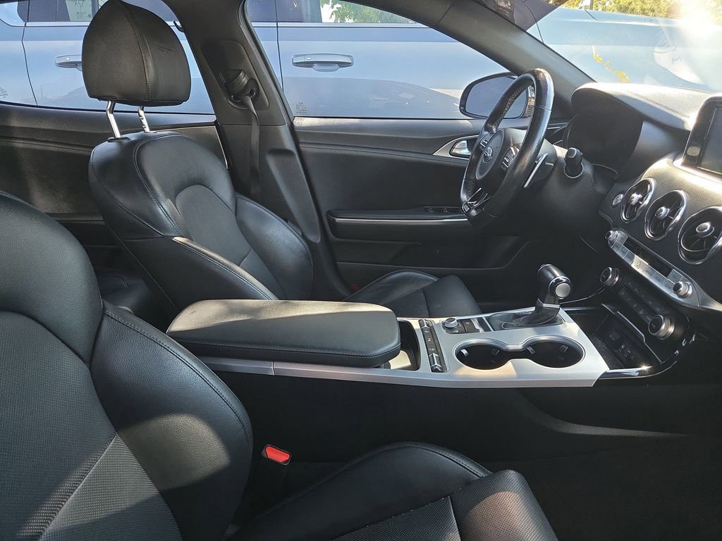 Used 2019 Kia Stinger GT AWD/4WD image 10
