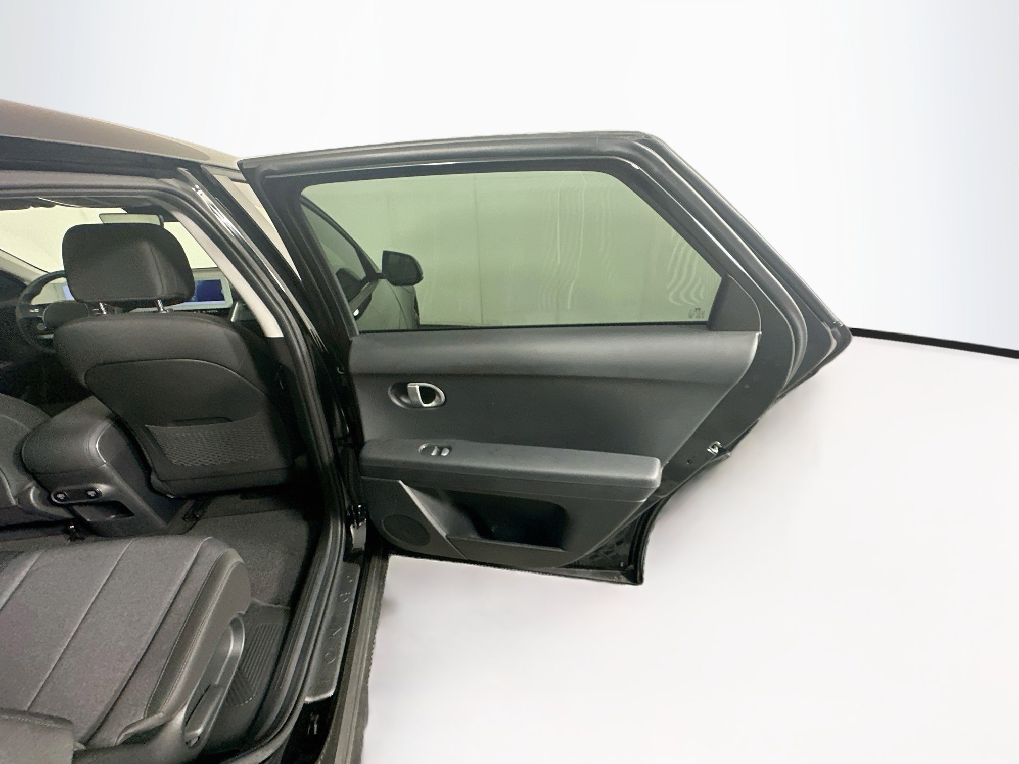 Used 2024 Hyundai Ioniq 5 SEL RWD image 30