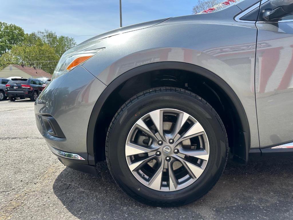 Used 2017 Nissan Murano SV FWD image 6