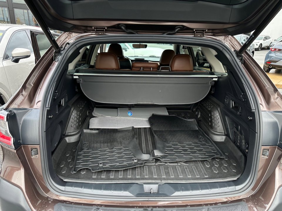 Used 2022 Subaru Outback Touring XT image 19