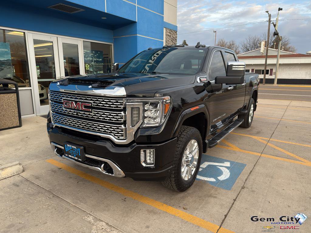 Used 2020 GMC Sierra 2500 Denali w/ Denali Ultimate Package image 2