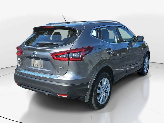 Used 2020 Nissan Rogue Sport SV w/ Technology Package FWD image 3